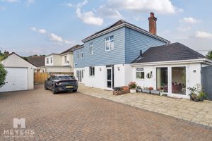 Rear- click for photo gallery